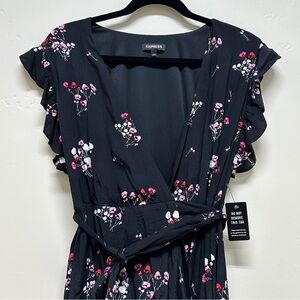 NEW Express Ruffled Tie Front Maxi Dress Size M